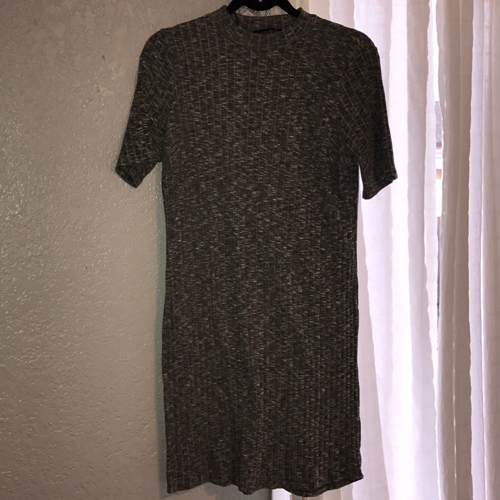 GREY RIBBED BODYCON DRESS